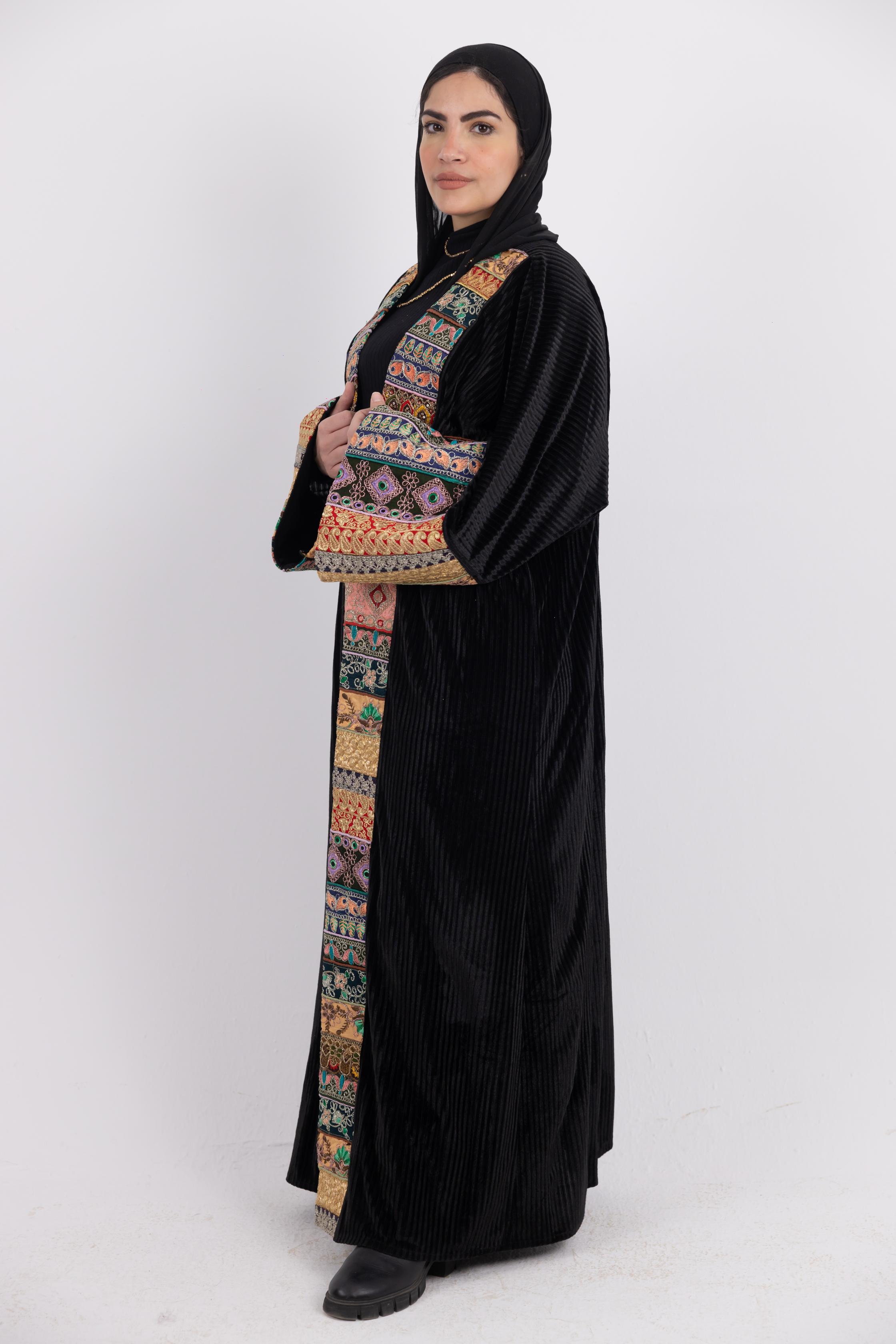 Talia Kaftan – Black